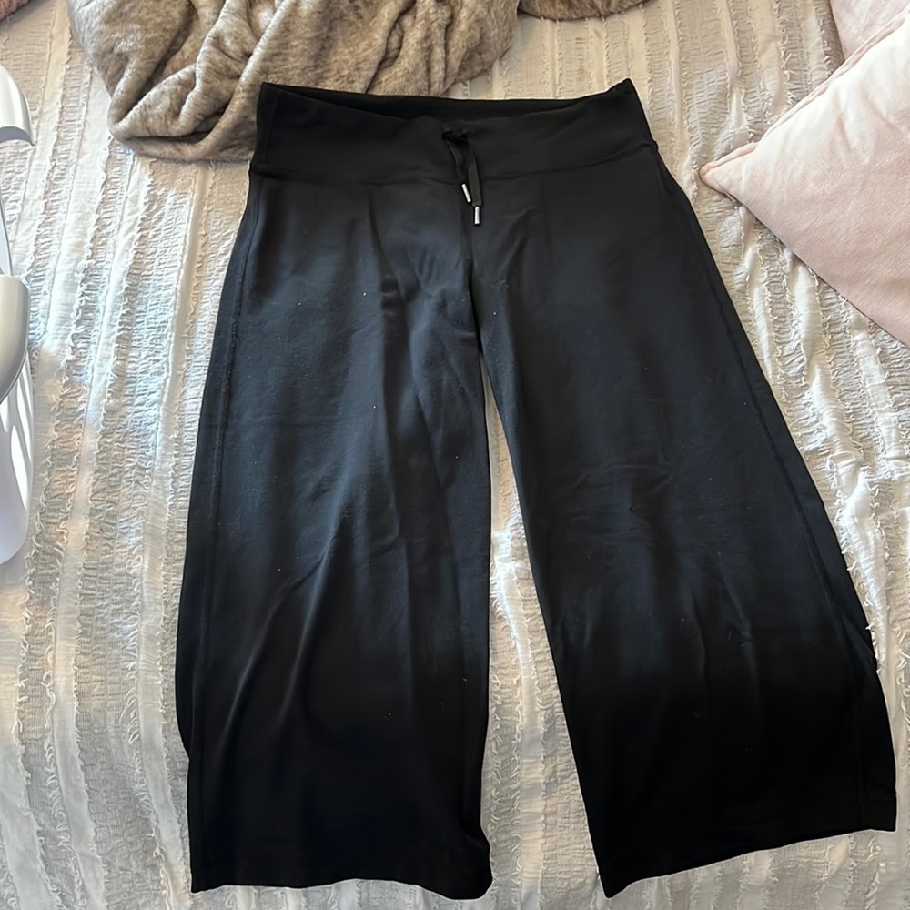 Wide leg capris